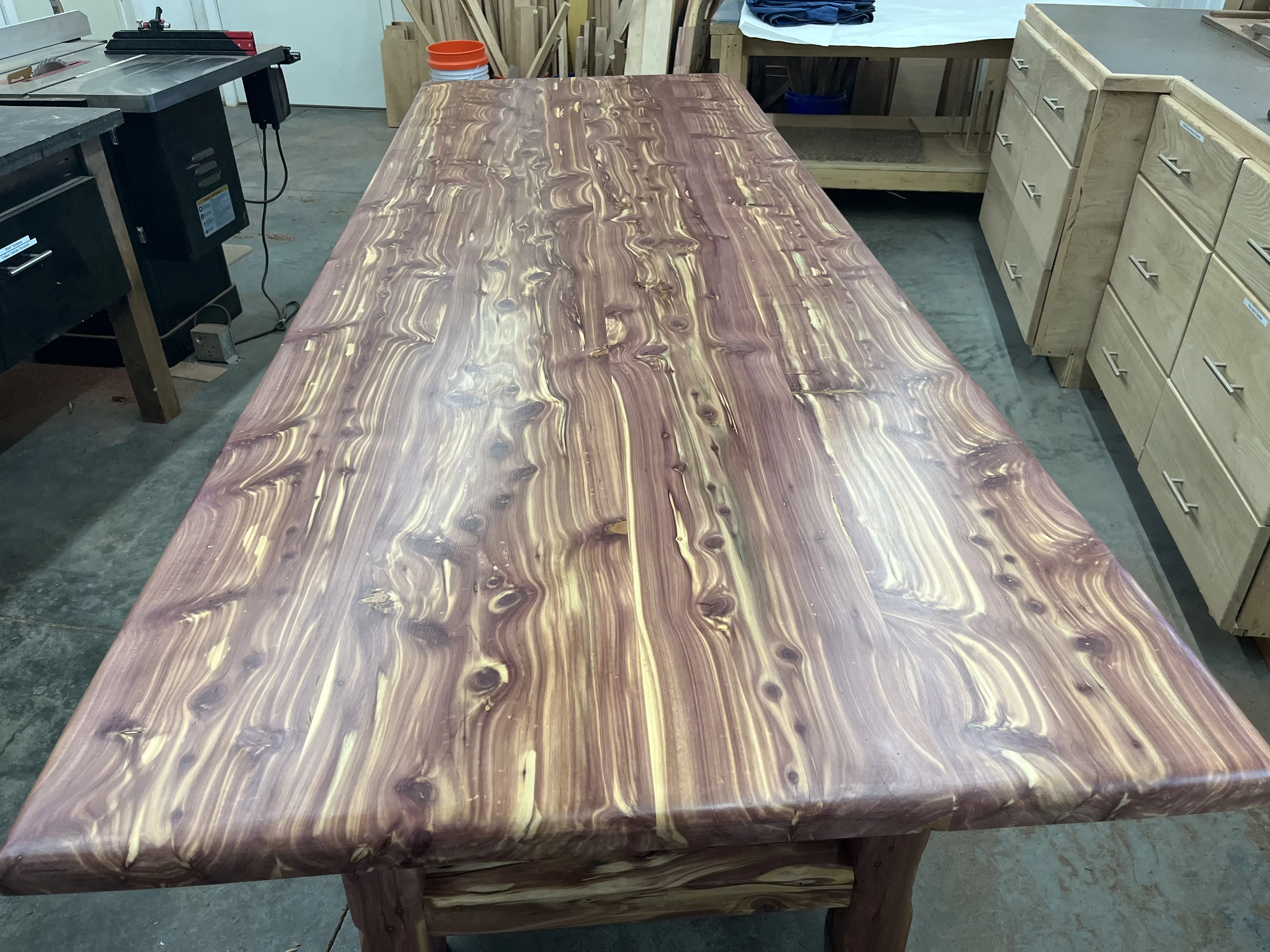 Gallery of custom real-wood furniture, cabinets, kitchen islands, and built-ins showcasing craftsmanship and quality