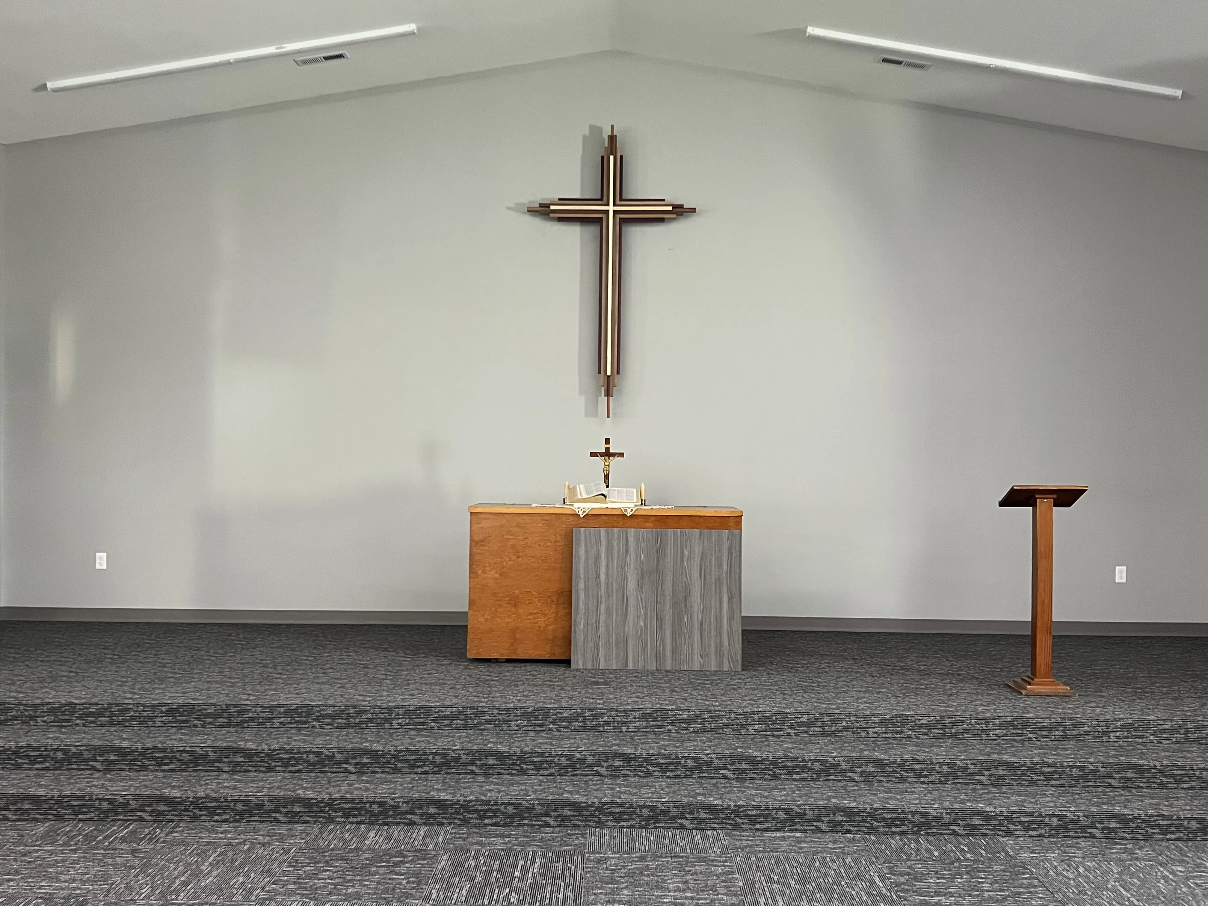 Gallery of custom real-wood furniture, cabinets, kitchen islands, and built-ins showcasing craftsmanship and quality